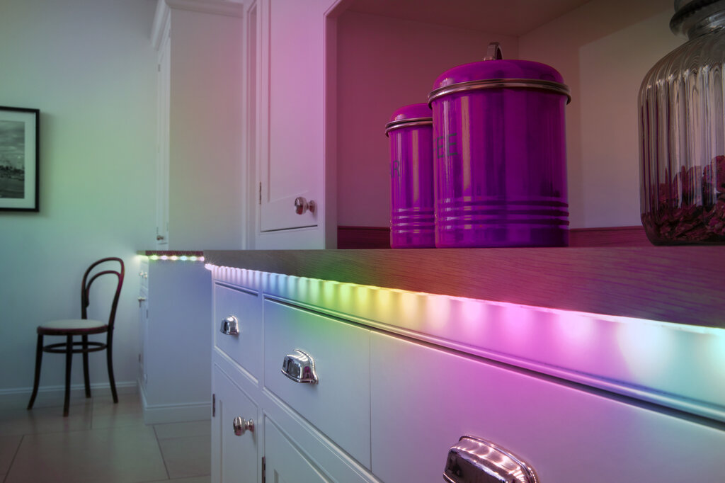 led lamp colours