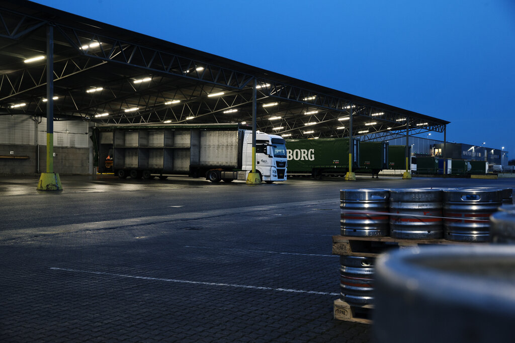 metal halide to led conversion case for carlsberg